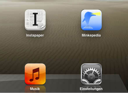Screenshot with Minkepedia web clip on iPad